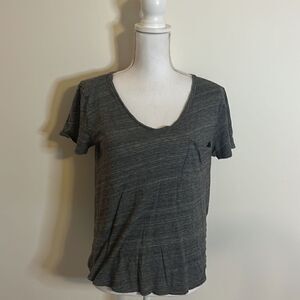 ABERCROMBIE & Fitch Grey Short Sleeved Tee Shirt.  Size Small
